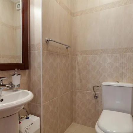 Sleeps 8 Pool Air Con Wifi T739253 Villa